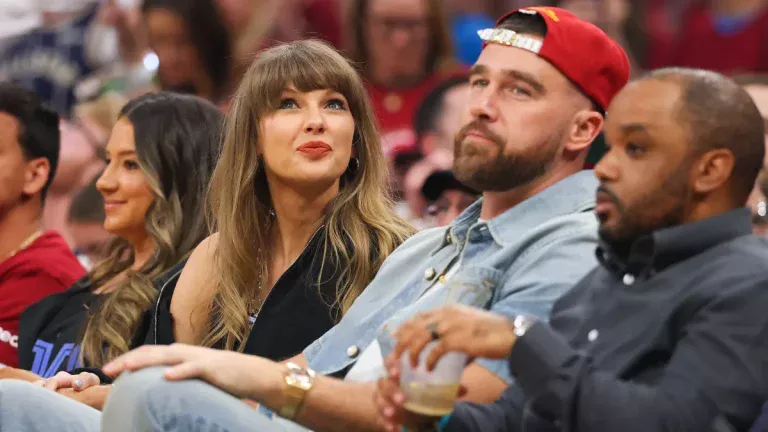 Taylor Swift's NBA Playoffs Courtside Chair Sparks $6,000 Auction Bidding Frenzy