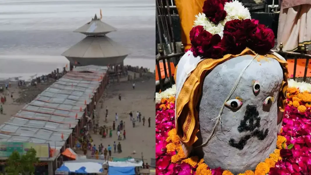 This Unique Shiva Temple In Gujarat Vanishes Into The Sea Twice Every Day