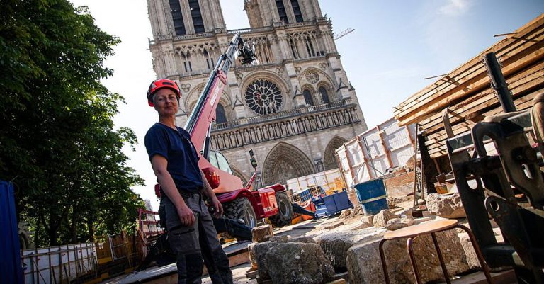 Notre Dame Excavation Uncovers Ancient Roman Paris Beneath Cathedral Square