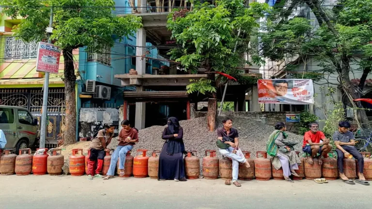 LPG Cylinder Price Hiked ; Check New Rates In Delhi, Mumbai, Kolkata And Other Cities
