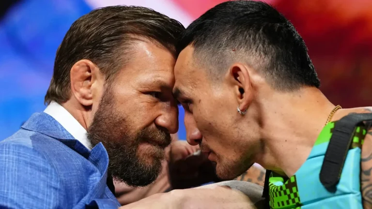 Conor McGregor Smashes Holloway’s Glasses Before Highly Anticipated Rematch