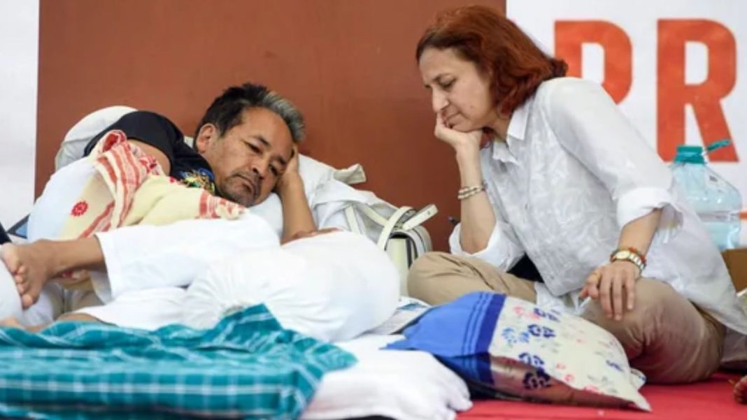 Delhi HC Refuses To Shift Sonam Wangchuk From Safdarjung Hospital