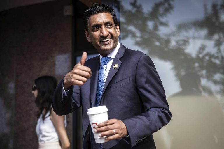 Indian-Origin Congressman Ro Khanna Signals Possible 2028 US Presidential Bid