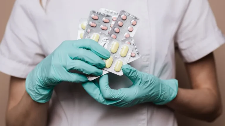 India's Antibiotic Use Skewed Towards Powerful Drugs, Lancet Study Warns — What It Means for Common Infections