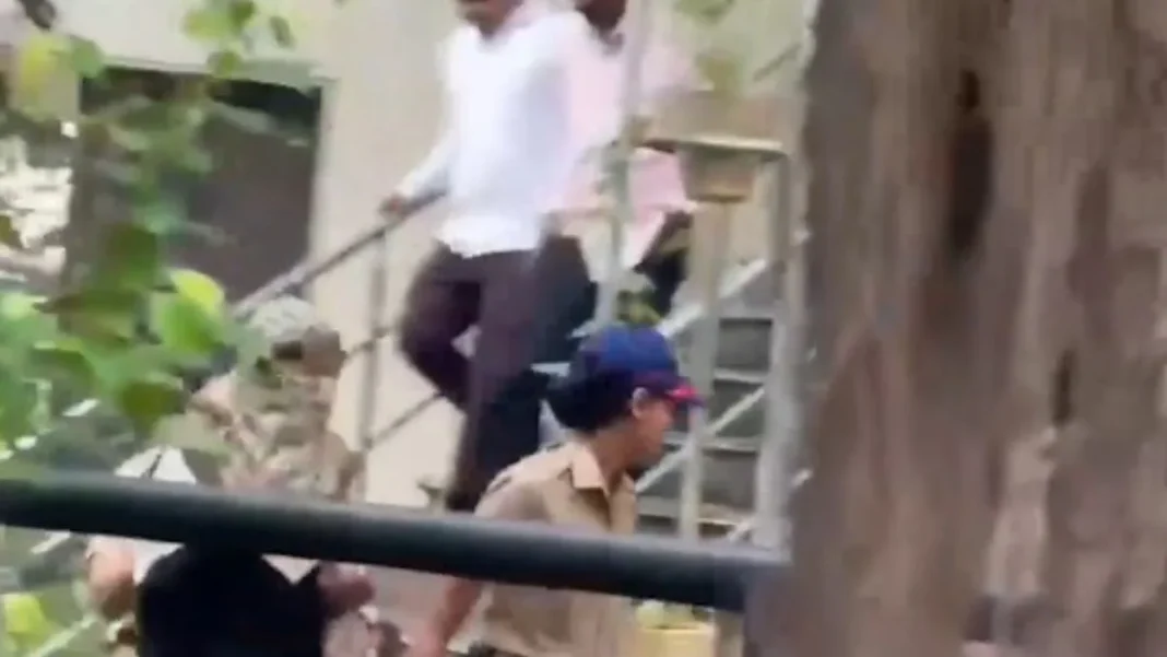 Ketan Agarwal's Murder Accused Siya Goyal Flashes Middle Finger At Media