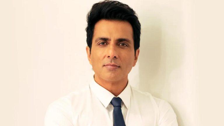 Sonu Sood Reacts To Police Action Against Students At CJP Protest