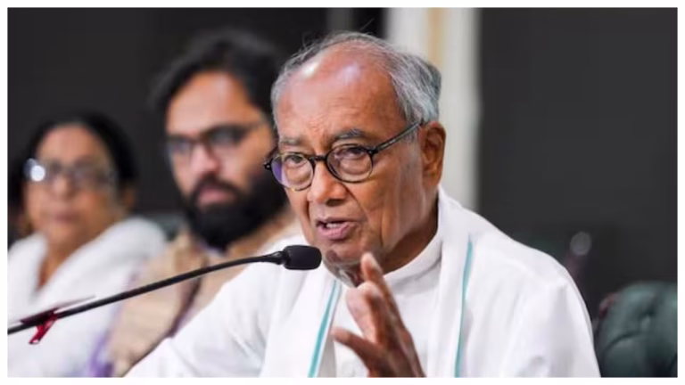 'Will Treat Him Like Royalty': Why BJP Is Rolling Out the Red Carpet for Digvijaya Singh