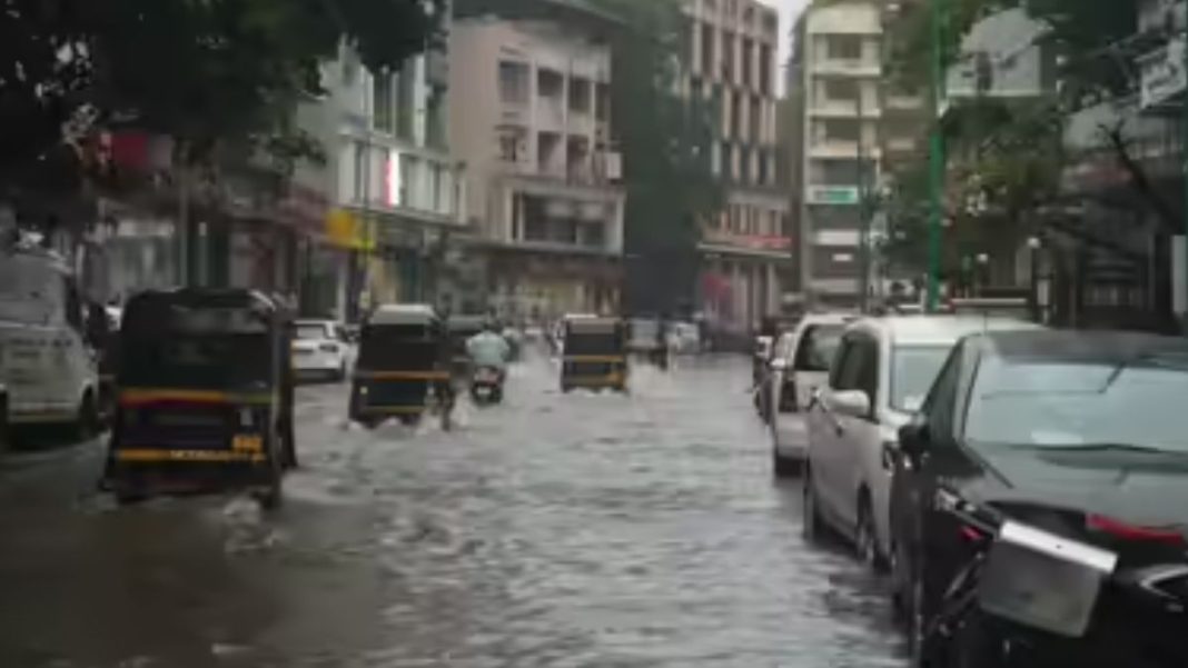 BMC Shuts Schools Till Tuesday, High Tide Alert Issued