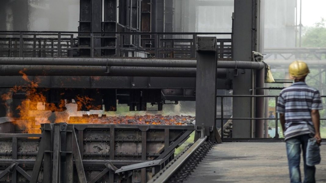 Centre Brings Steel Sector Under Carbon Credit Trading Scheme