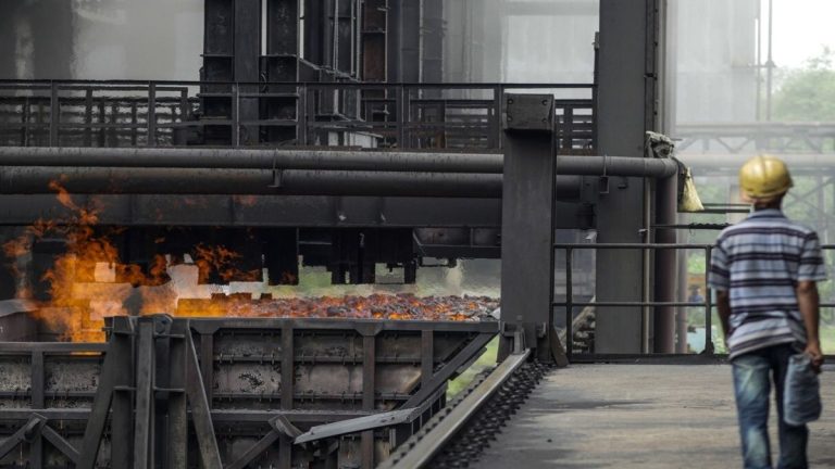 Centre Brings Steel Sector Under Carbon Credit Trading Scheme