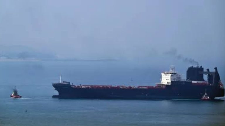 IRGC Threatens to Halt Middle East Oil and Gas Exports