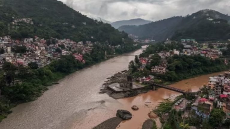 IMD Warns Of Heavy Rain, Landslide Risk In Himachal