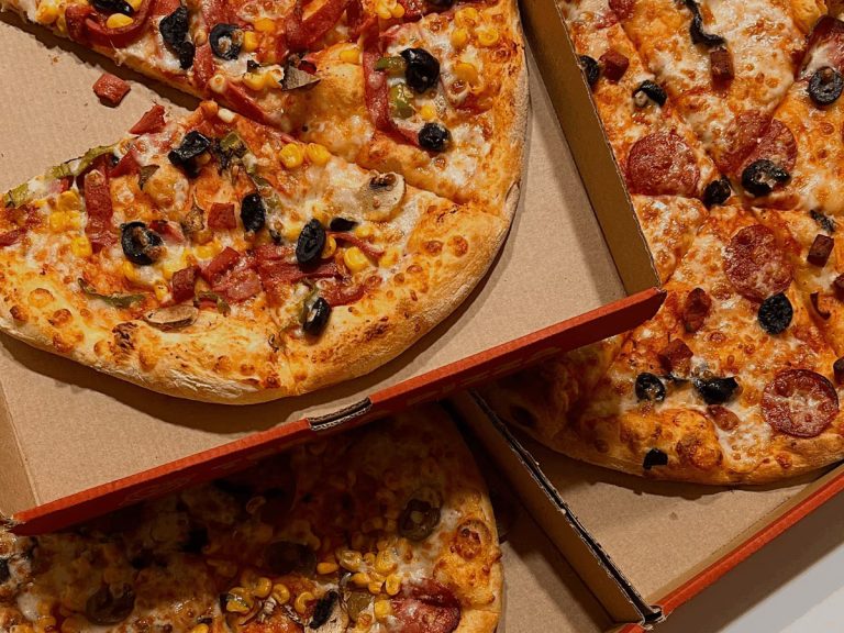 Nagaland Man Sends 150 Domino's Pizzas To Students Protesting At Jantar Mantar Over NEET Paper Leak